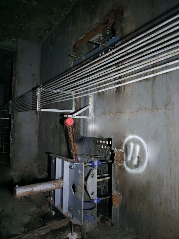 黃山泰達環保滲濾液隔柵板自動疏通裝備順利完工，各項指標和規格處于行業前列！